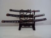 Enfeite espada samurai miniatura